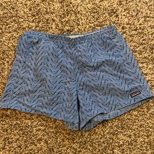Patagonia women’s baggies 5” shorts